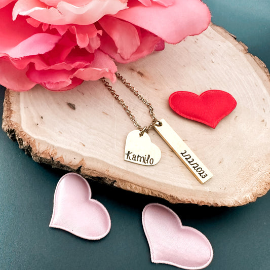 HEART AND BAR NECKLACE