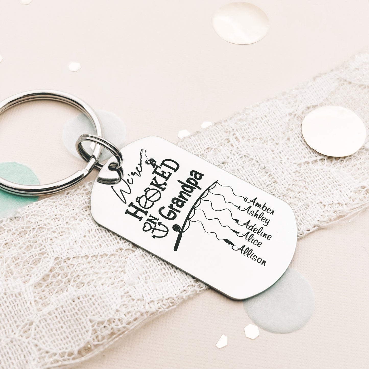 HOOKED ON KEYCHAIN