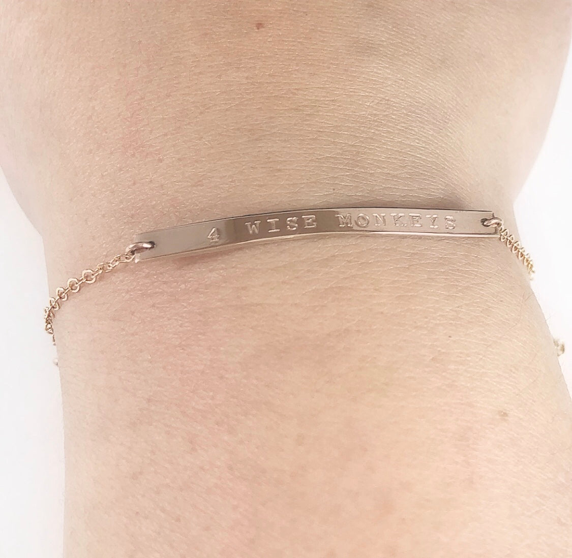 LONG BAR BRACELET