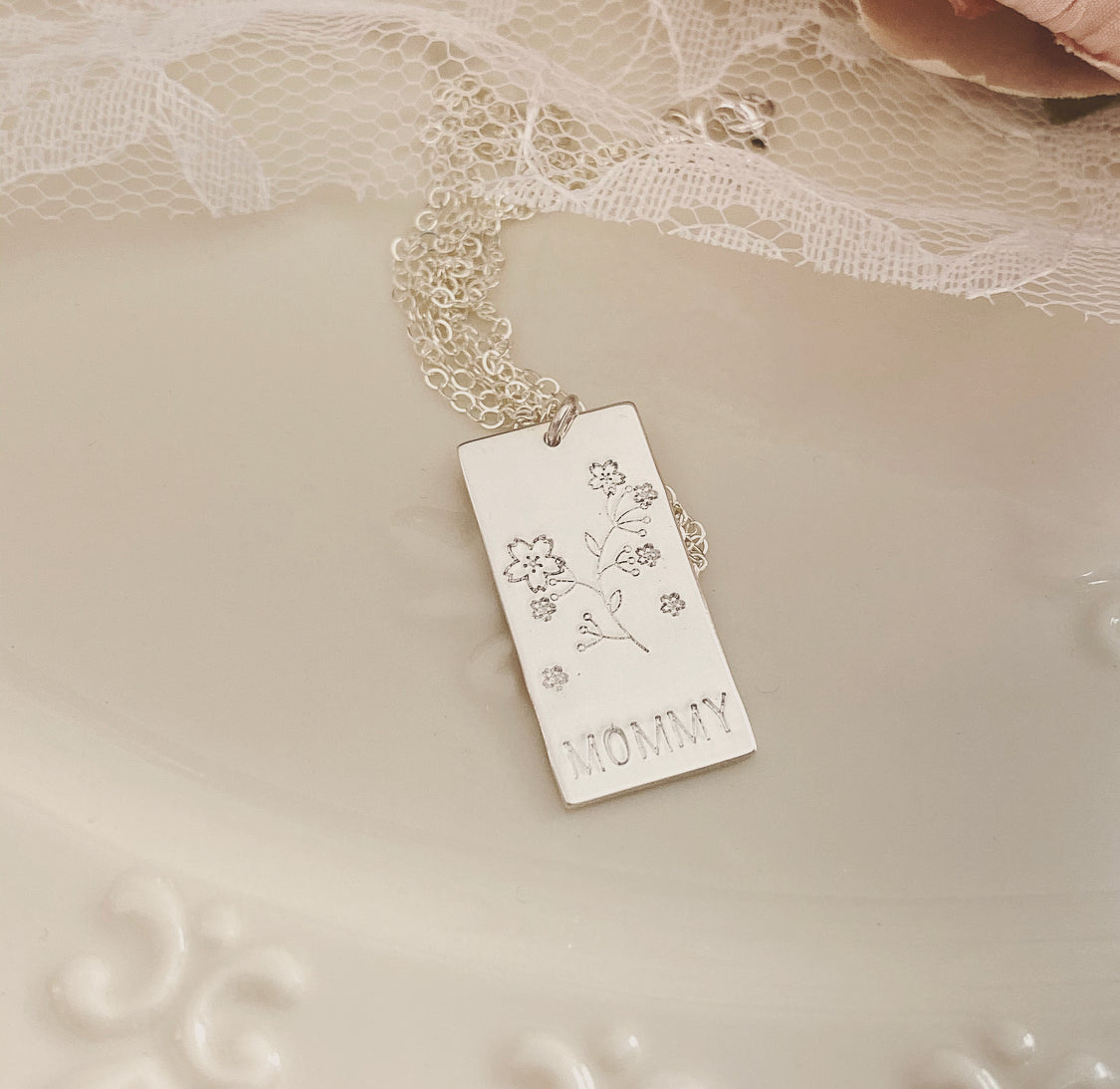 FAIRYTALE RECTANGLE NECKLACE