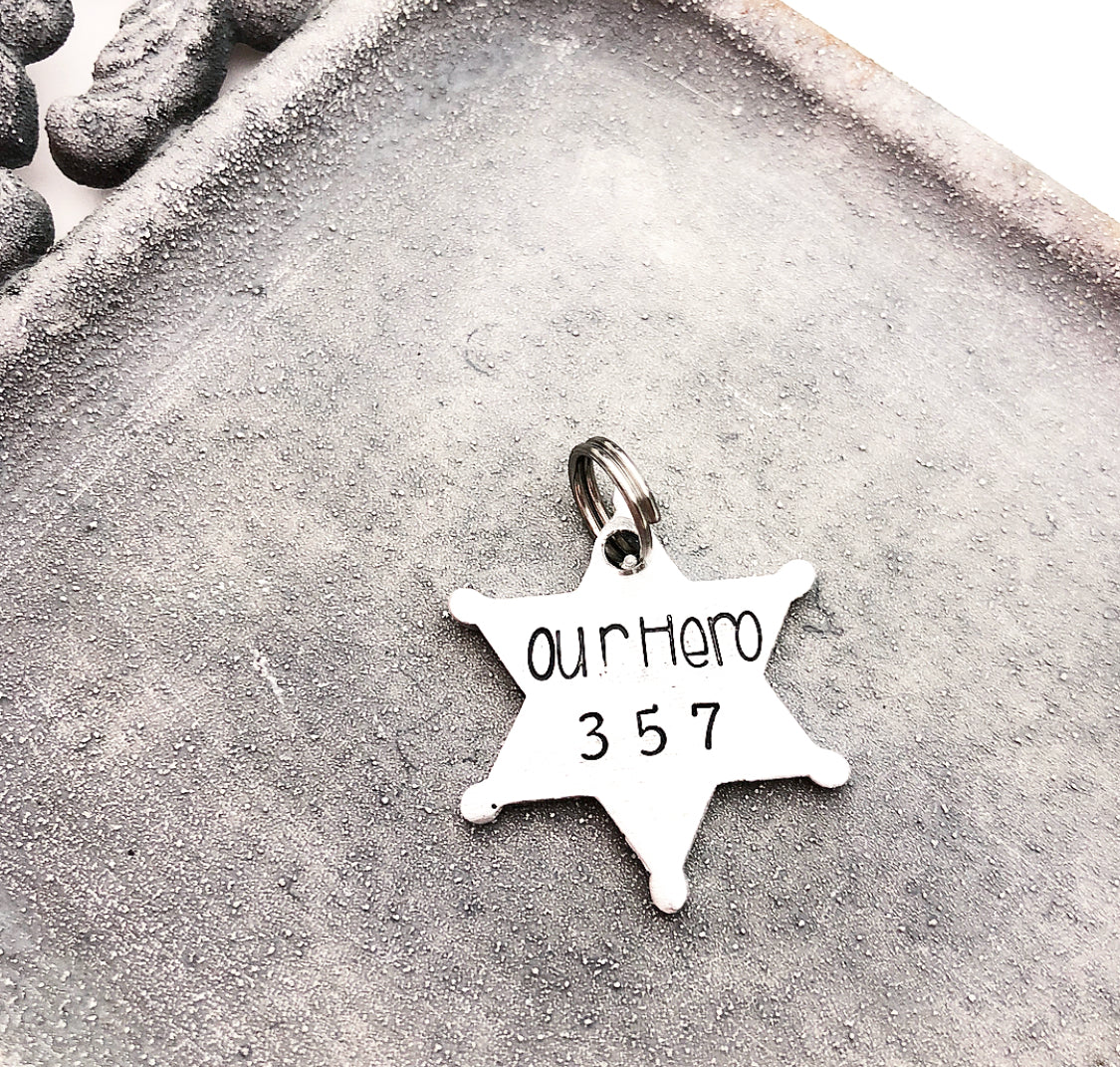 SHERIFF KEYCHAIN
