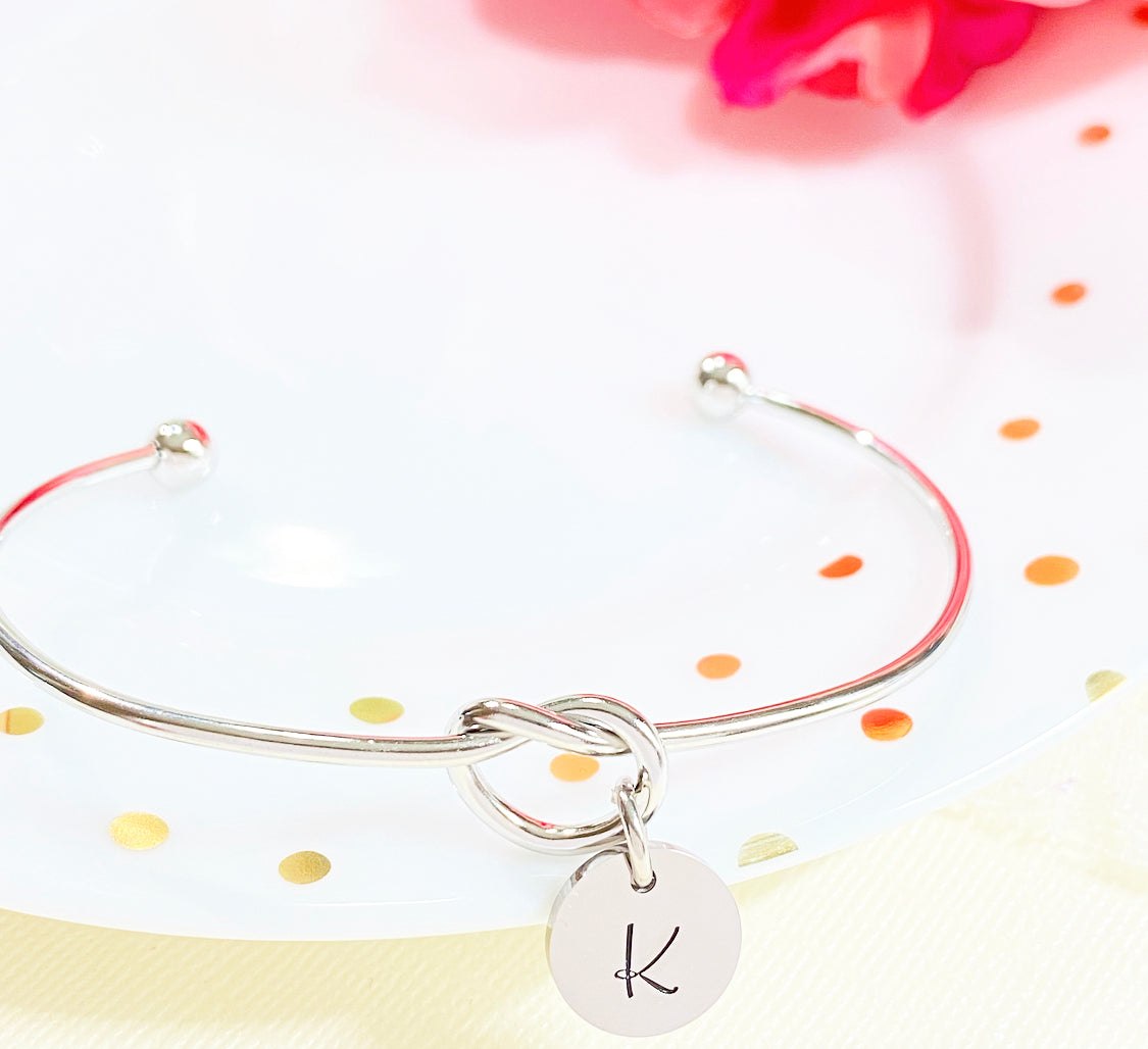 FREE KNOT CUFF BRACELET