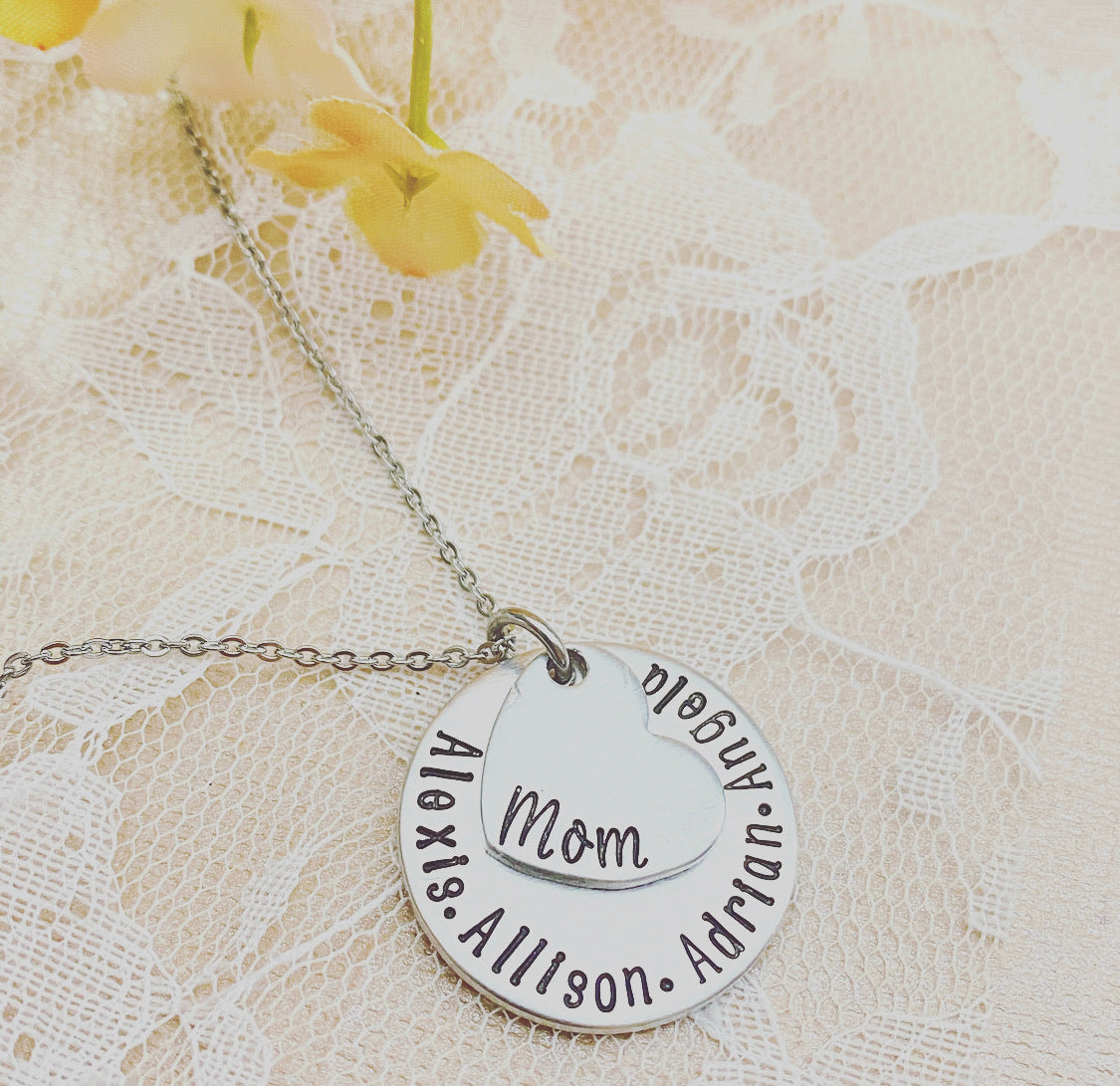 DISK & SIDE HEART NECKLACE