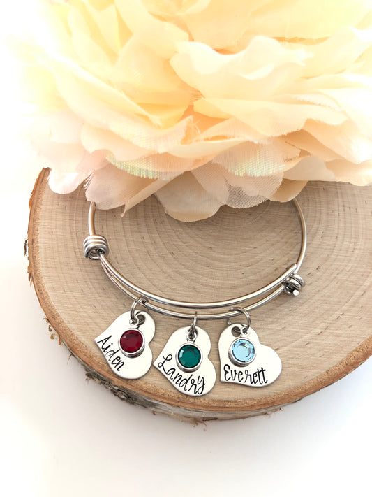 HEART CHARM BANGLE