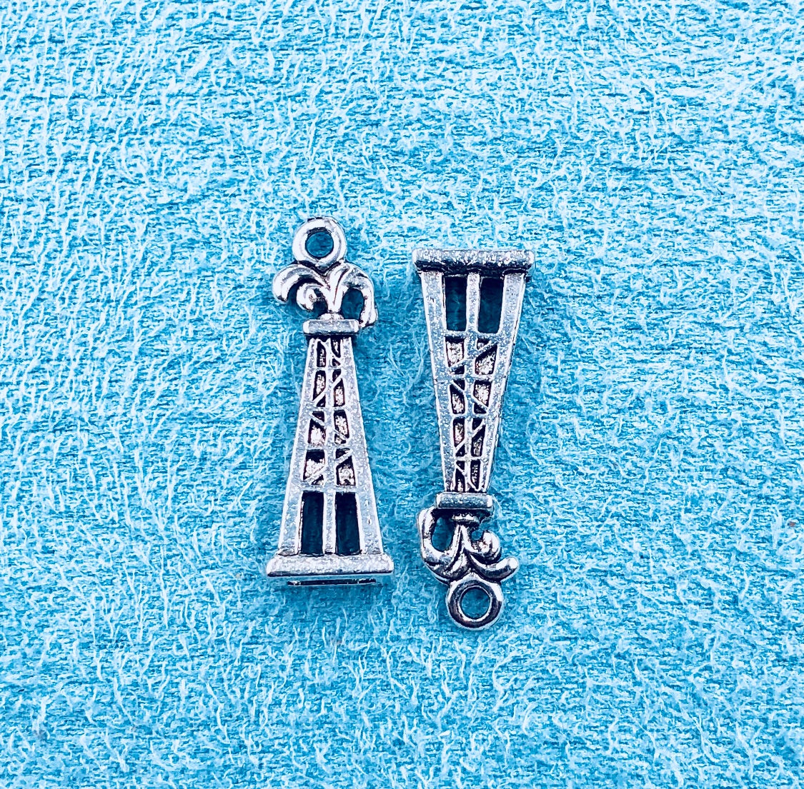 OIL RIG CHARM