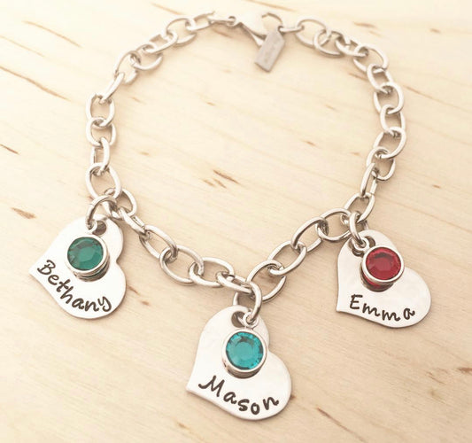 HEART CHARM BRACELET