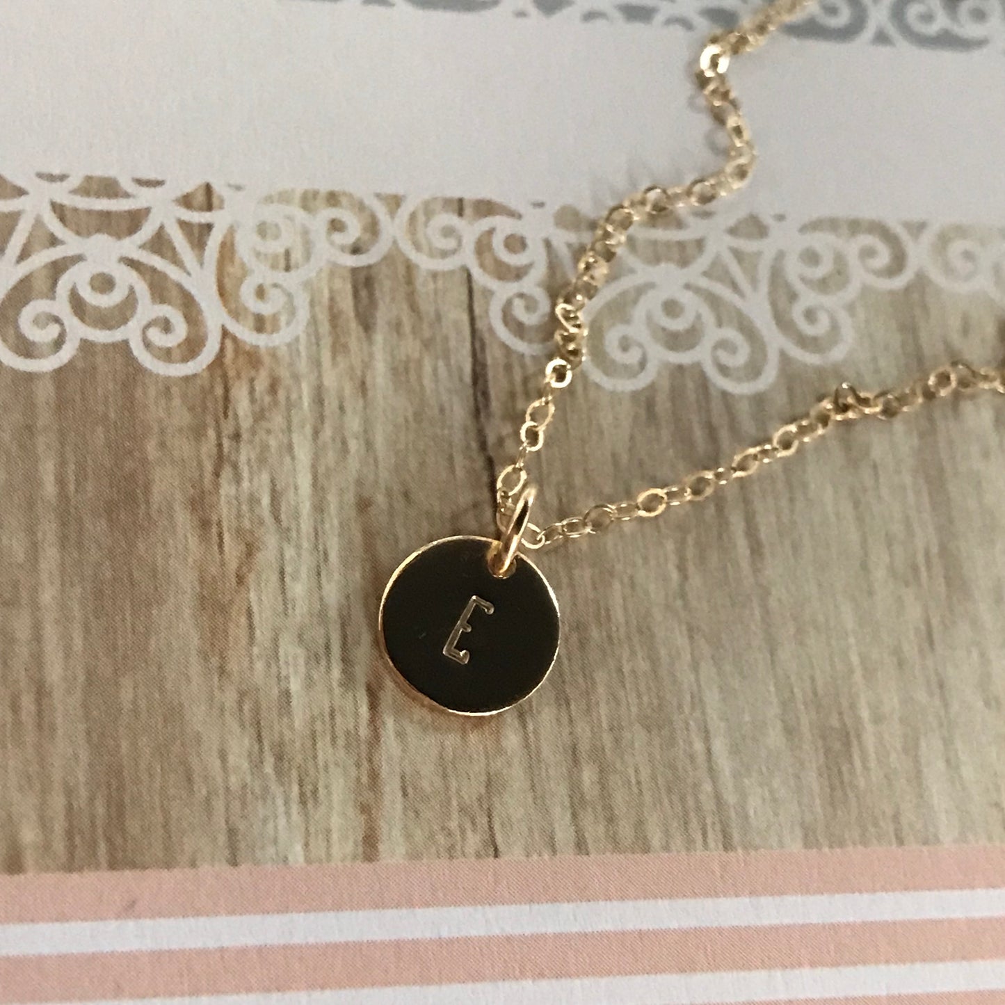 LOYAL DISK NECKLACE