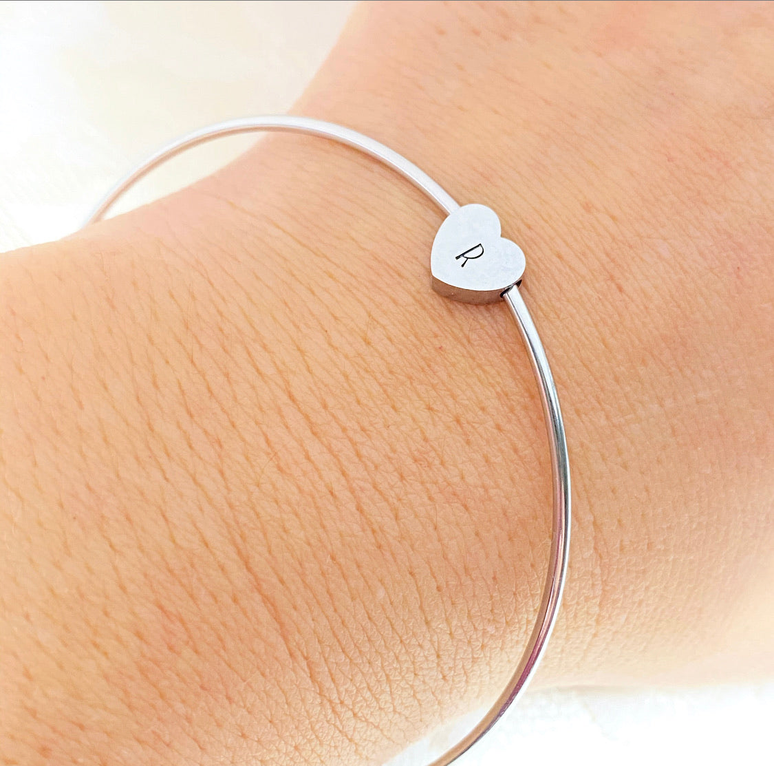 JOYFUL BANGLE