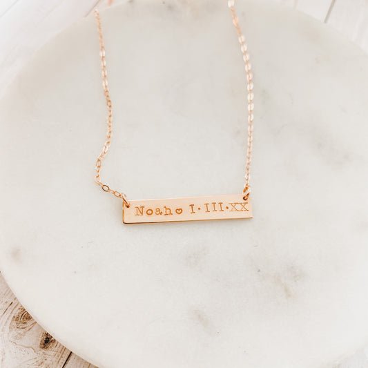 MOONLIGHT BAR NECKLACE