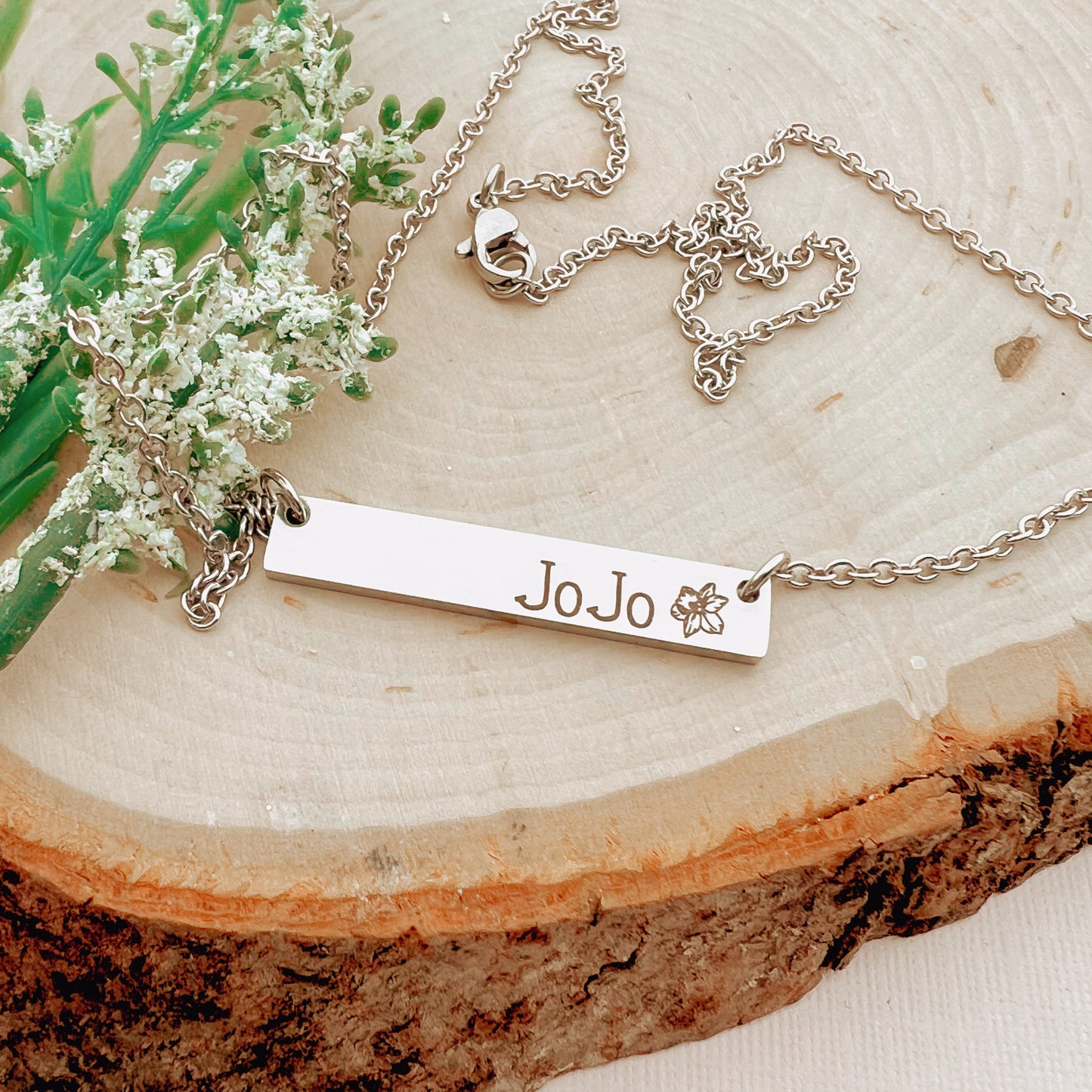 THICK BAR TINY BIRTH FLOWER NECKLACE