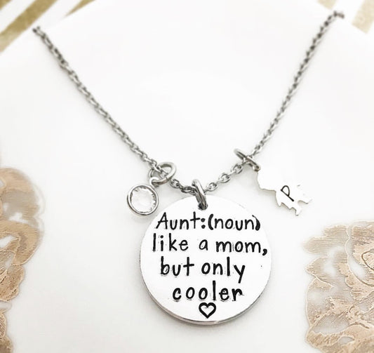 AUNT NECKLACE