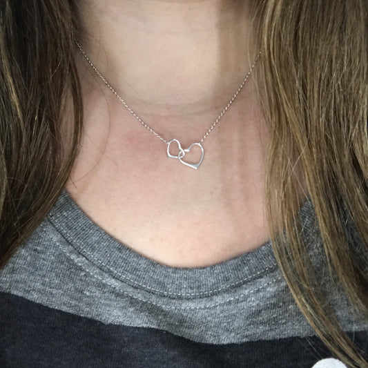 INTERLOCKING HEART NECKLACE