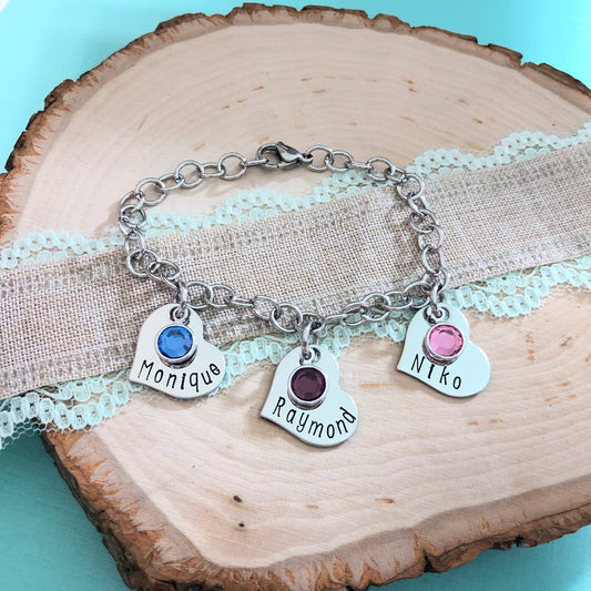 HEART CHARM BRACELET