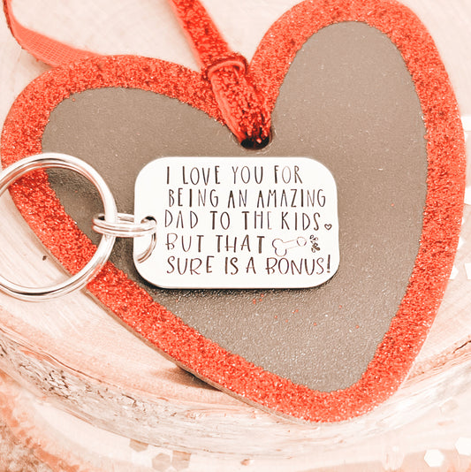 LOVE YOU FOR BEING AN AMAZING DAD-WIDE REC KEYCHAIN