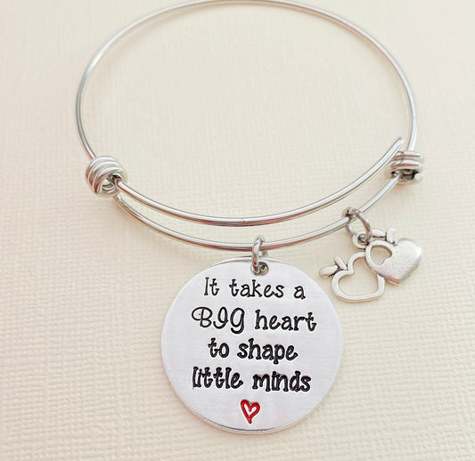 TEACHER BANGLE